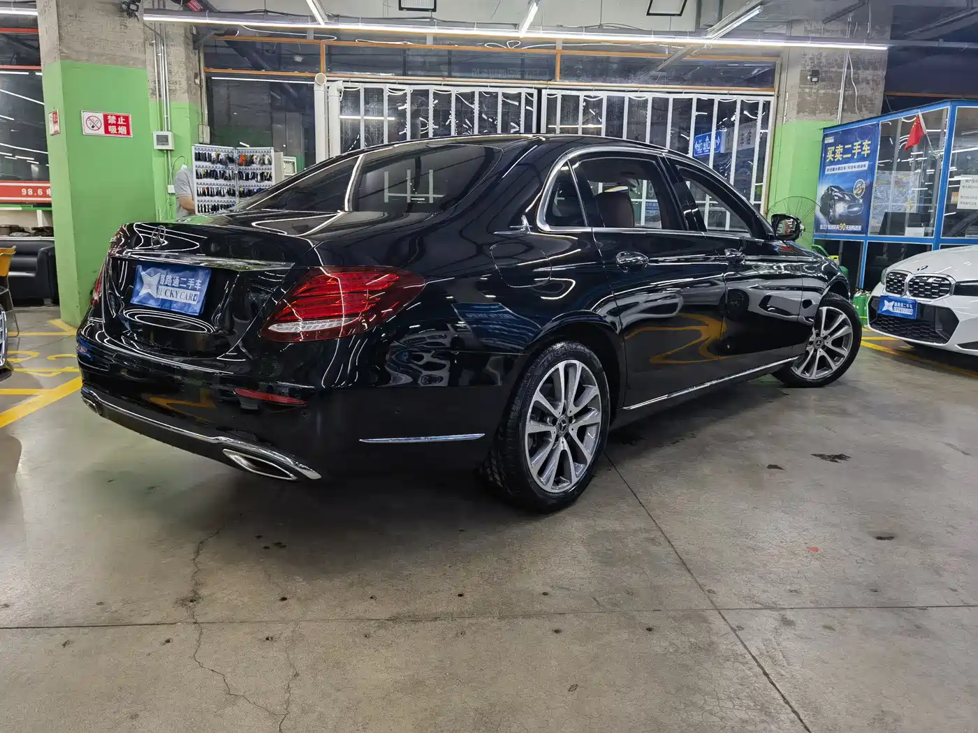 Mercedes-Benz E-Class 2018 E 200 L 4MATIC фото 6