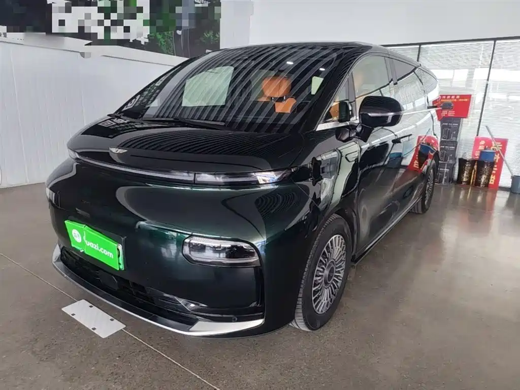 Geely Galaxy Yizhen L380 2025 Model 805km Flagship Edition AWD фото 2
