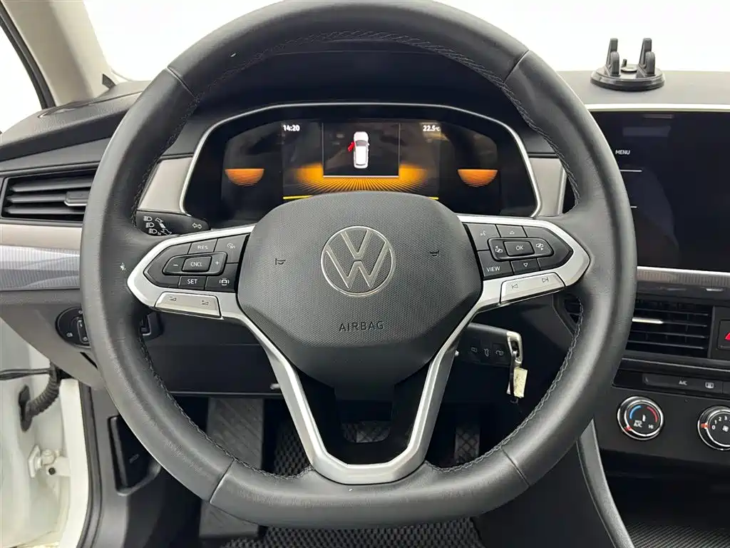 Volkswagen Bora 2024 200TSI DSG Smooth Ride Edition фото 6
