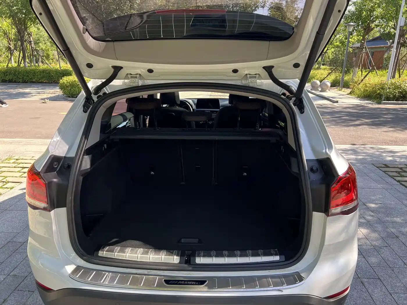BMW X1 2022 sDrive20Li Premium фото 12