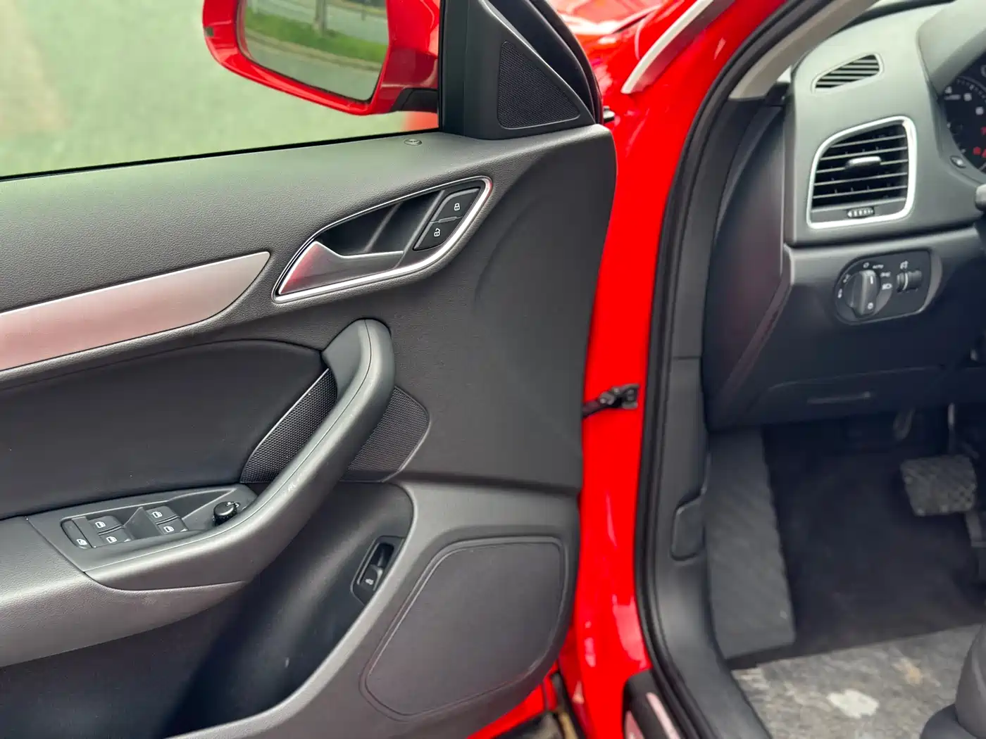 Audi Q3 2018 30 TFSI Fashion Collector's Edition фото 11