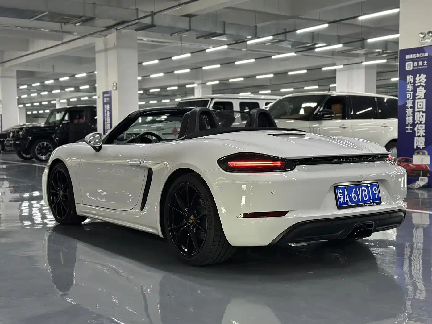 Porsche 718 2018 Boxster 2.0T фото 7