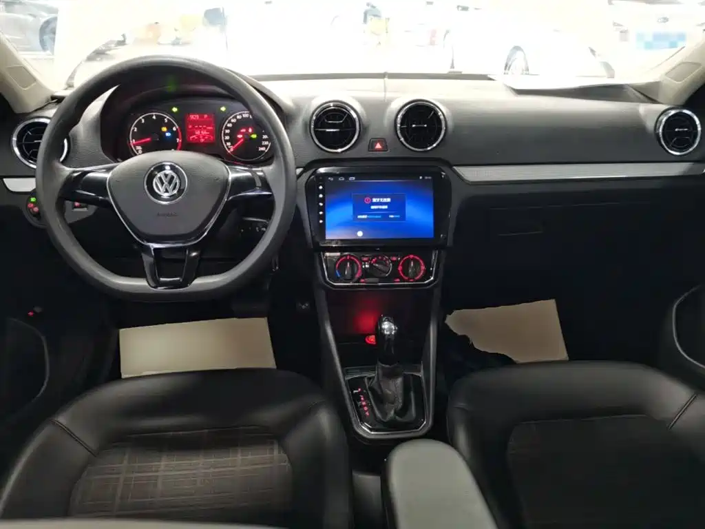 Volkswagen Jetta 2017 1.5L Automatic Comfort фото 10