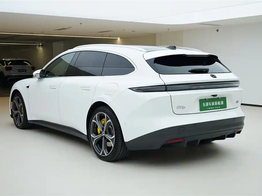 NIO NIO ET5T