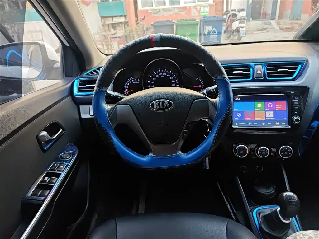 Kia K2 2015 Sedan 1.4L MT GLS фото 3