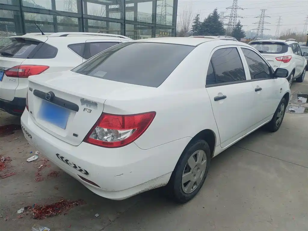 BYD F3 2016 1.5L Manual Comfort фото 7