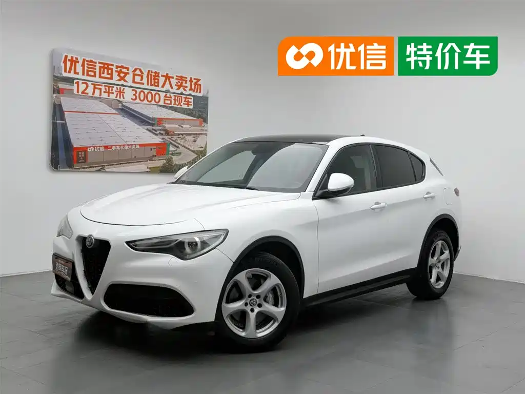 Alfa Romeo Stelvio 2017 2.0T 200HP Elite