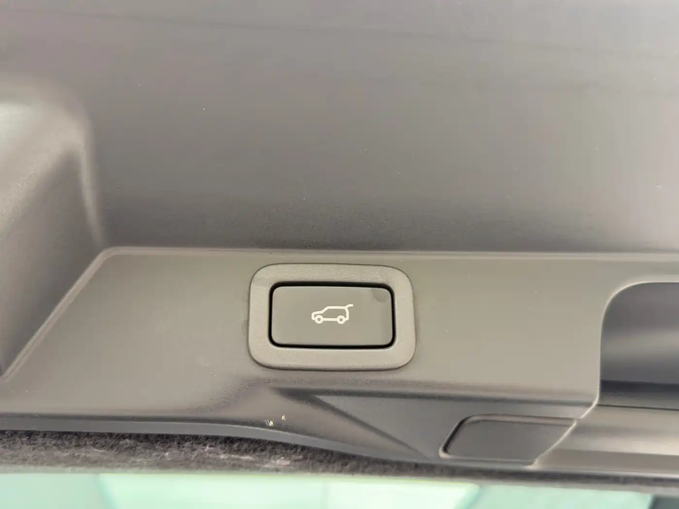 Land Rover Range Rover Sport 2016 Model 3.0 SC V6 HSE DYNAMIC фото 29