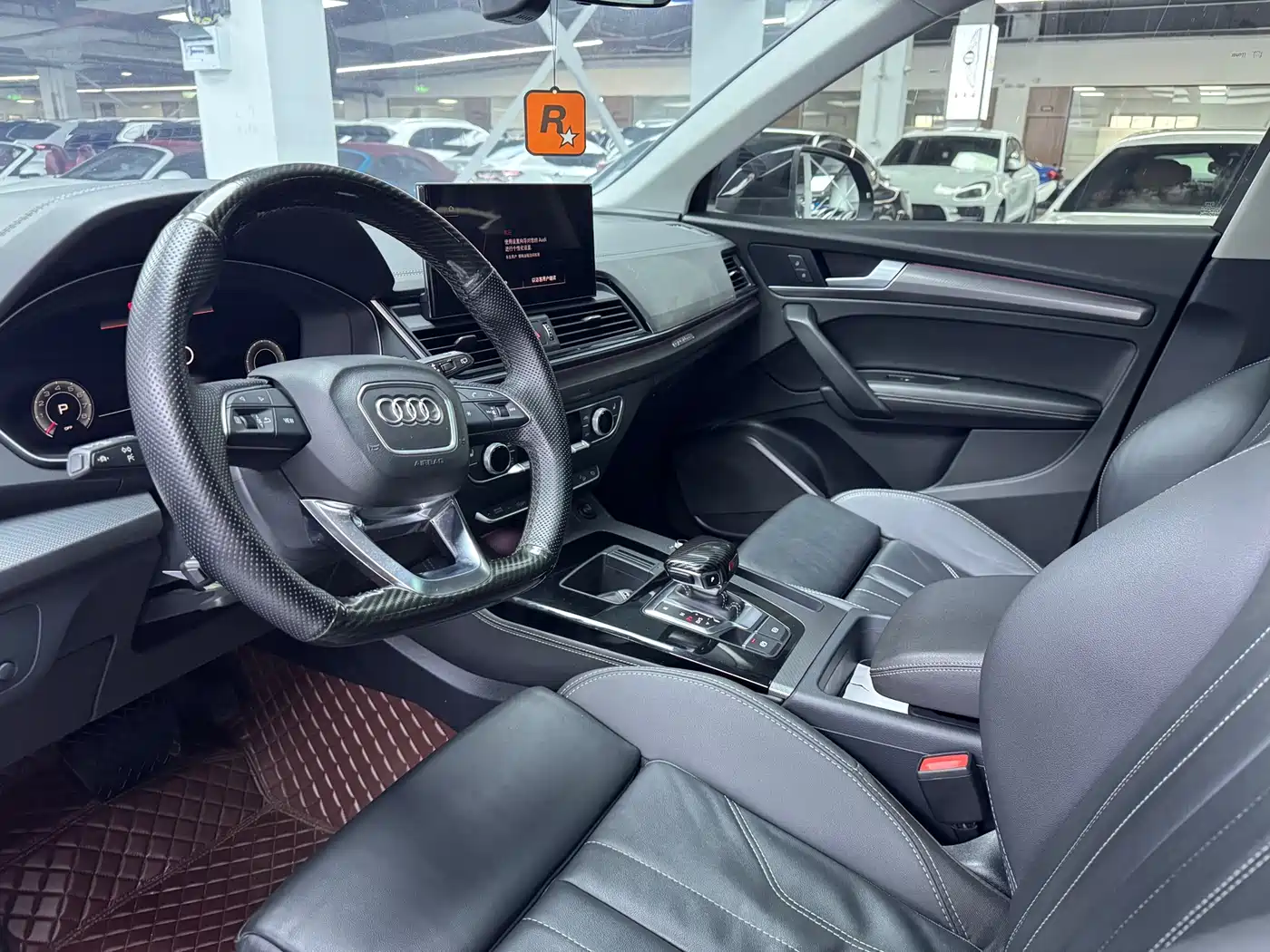 Audi Q5L 2022 40T Luxury Dynamic фото 5