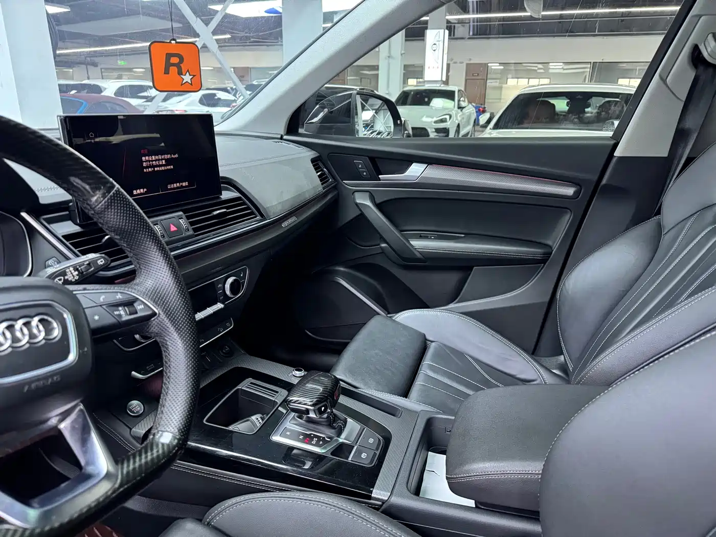 Audi Q5L 2022 40T Luxury Dynamic фото 6