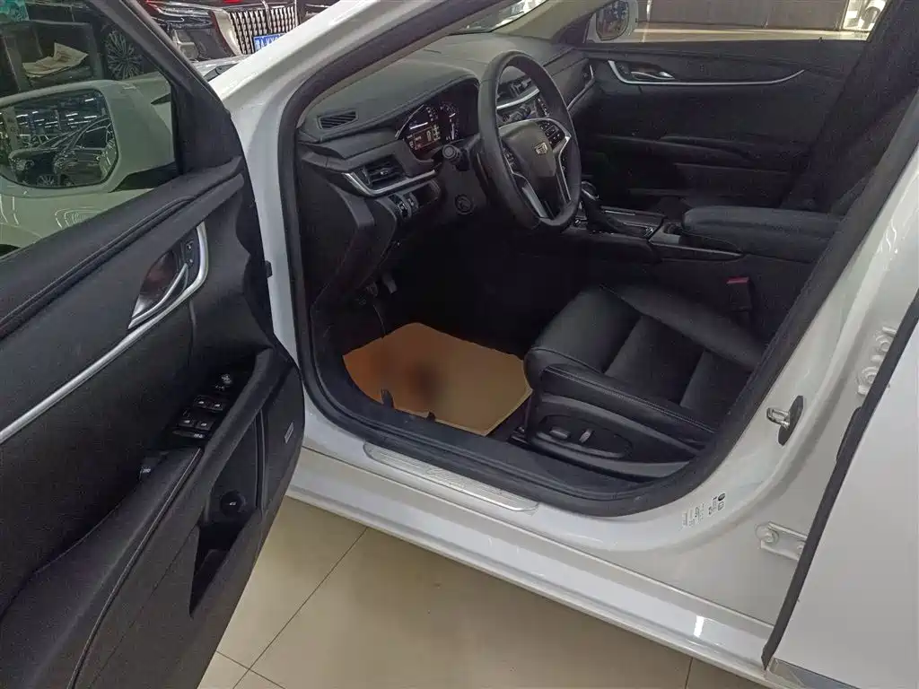 Cadillac XTS 2018 28T Technology фото 11