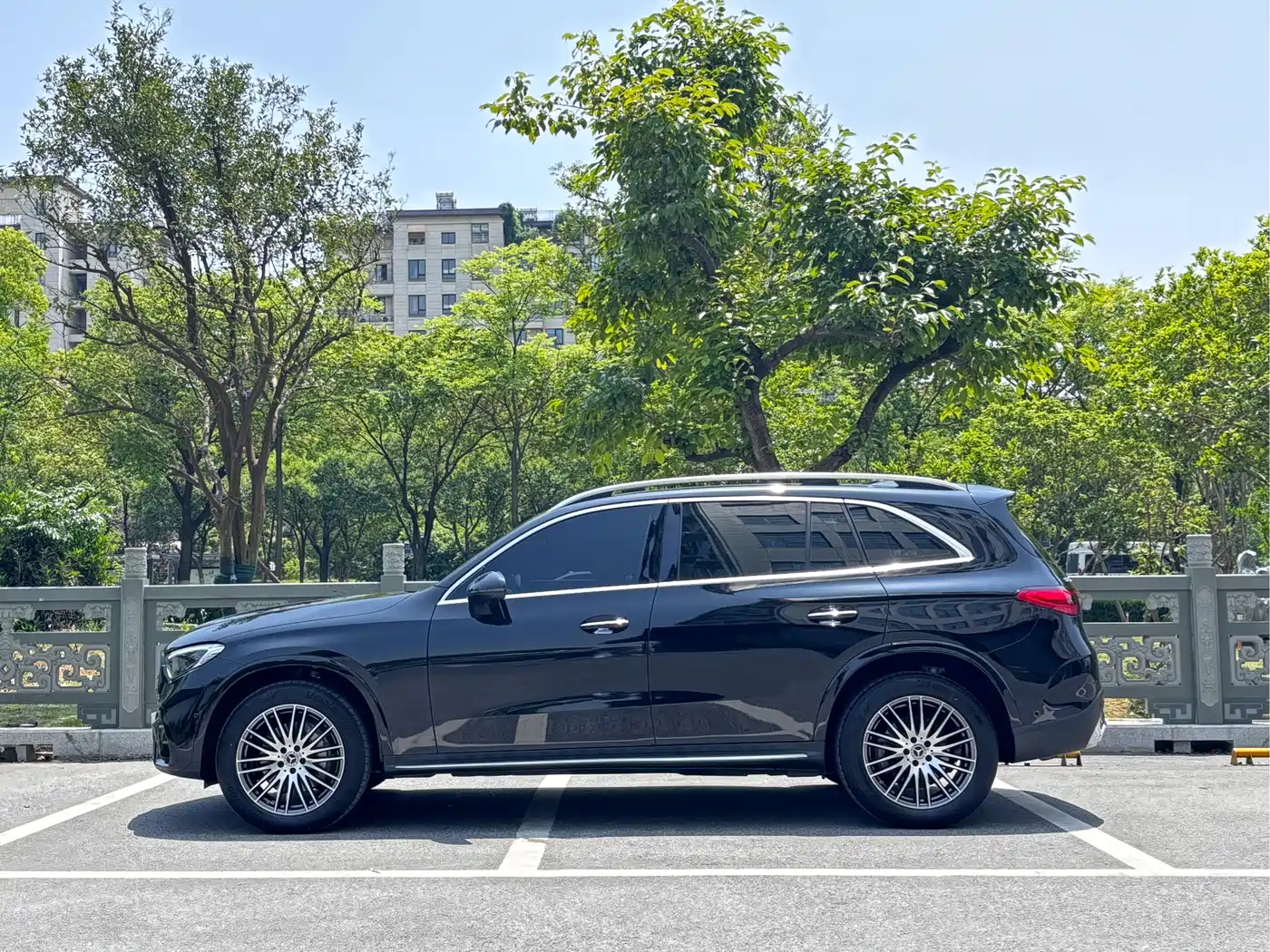 Mercedes-Benz GLC 2024 Facelift GLC 300 L 4MATIC Sport 5-seater фото 3