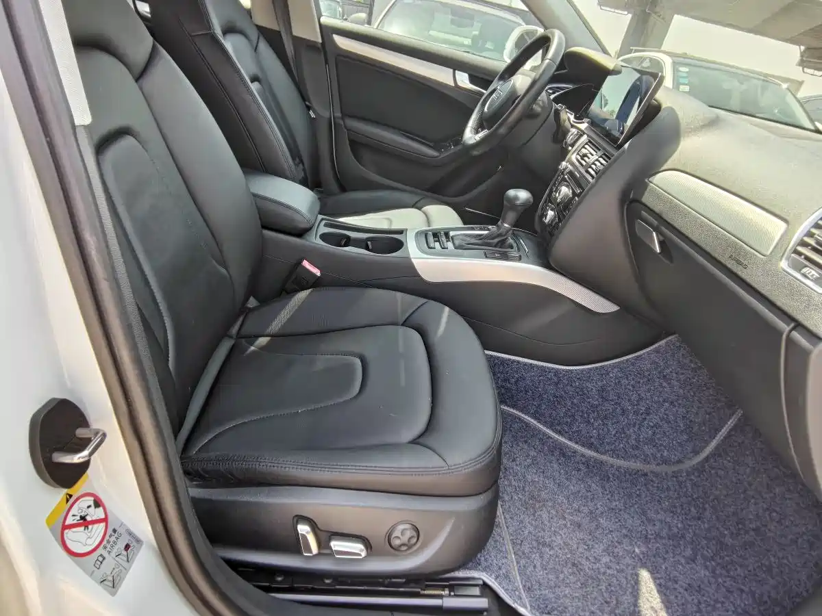 Audi A4L 2013 35 TFSI Automatic Standard фото 7