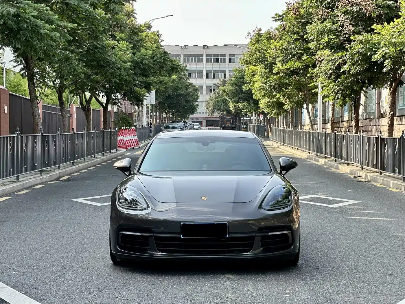 Porsche Panamera 2017 Panamera 3.0T фото 2