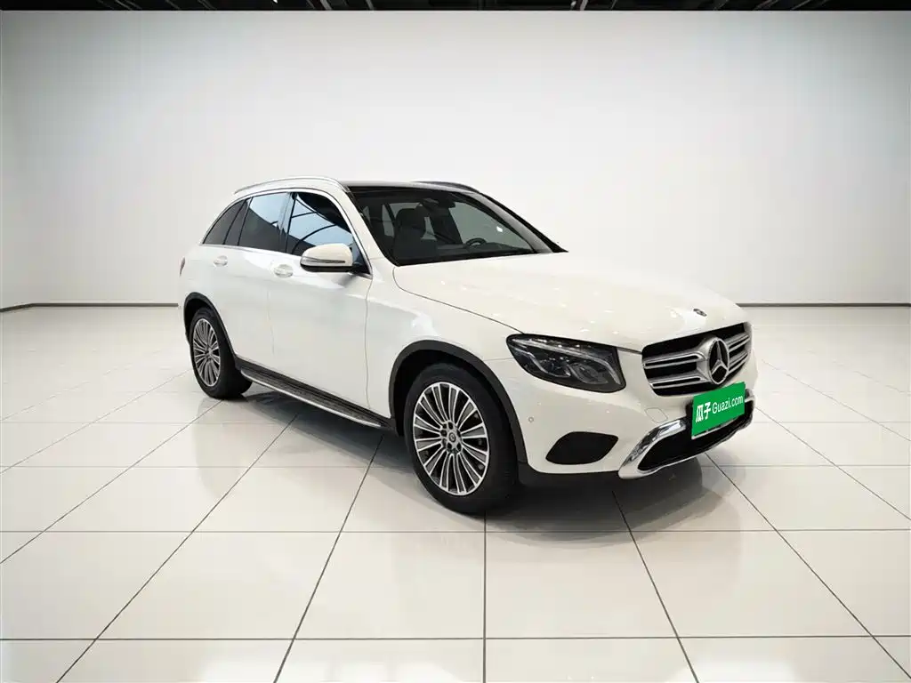 Mercedes-Benz GLC 2017 GLC 200 4MATIC фото 3