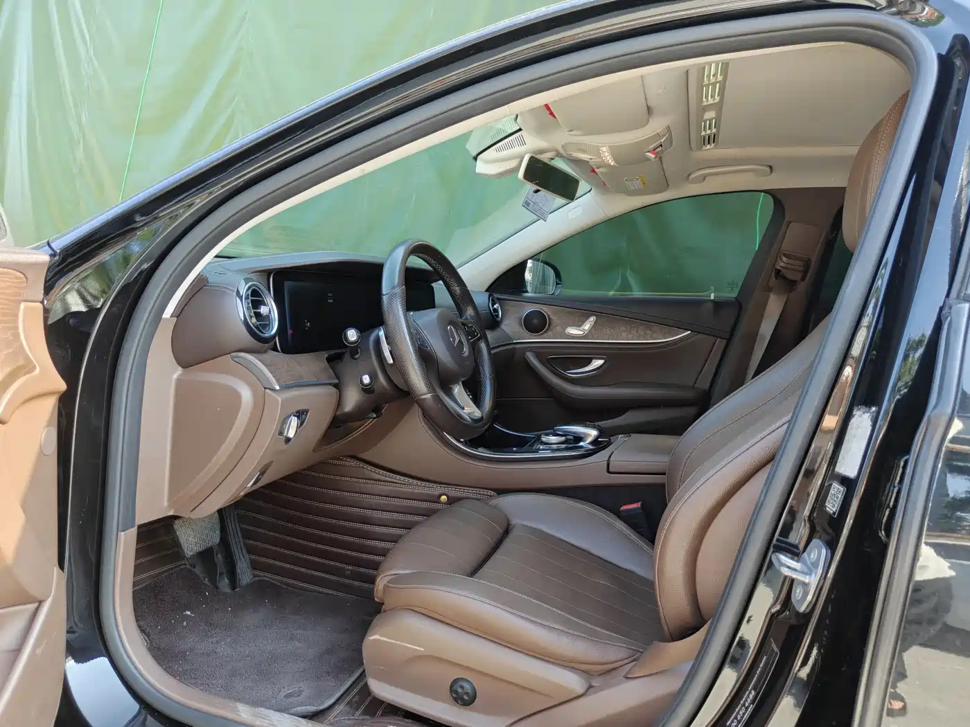 Mercedes-Benz E-Class 2016 E 200 L фото 4