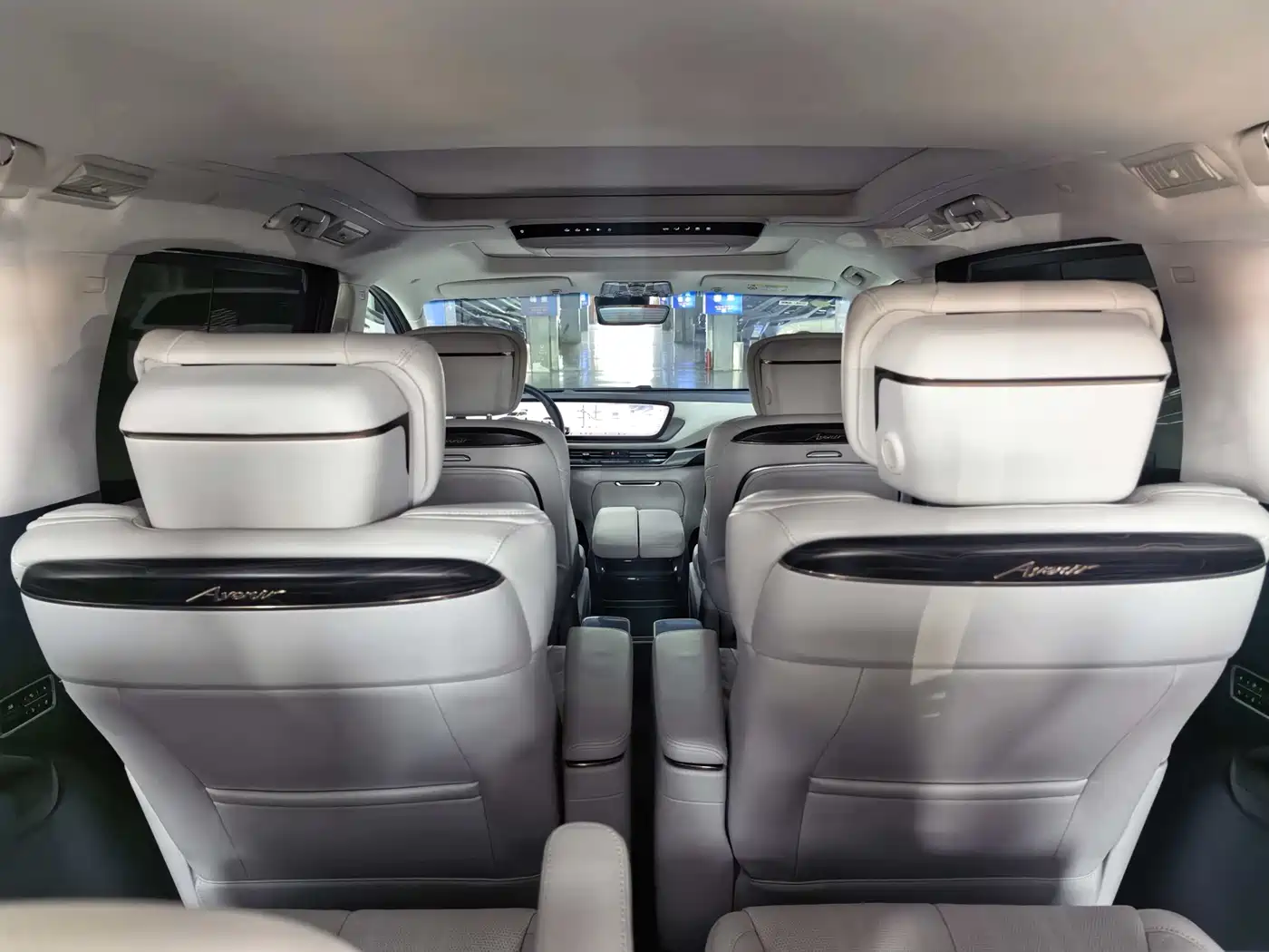 Buick Century 2025 2.0T 6-Seater World Edition фото 5