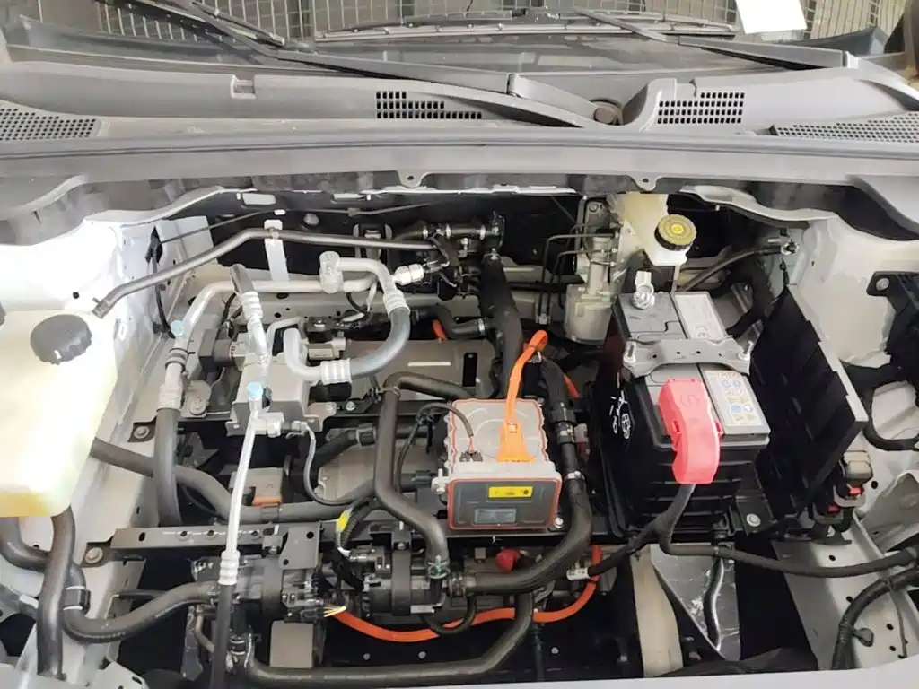 Фото 20 - Dongfeng Aeolus SKY EV01