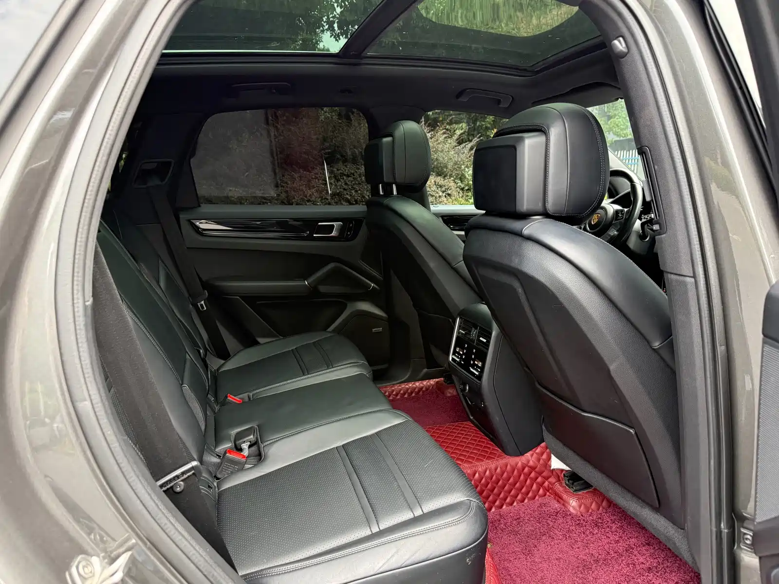 Фото 15 - Porsche Cayenne