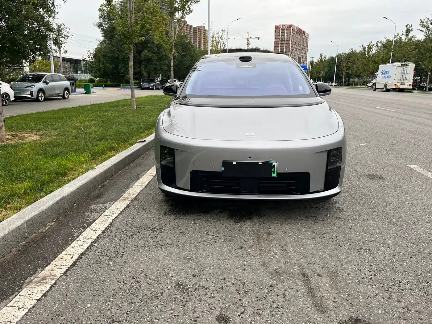 Li Auto Li i8 2026 2025 Standard Edition