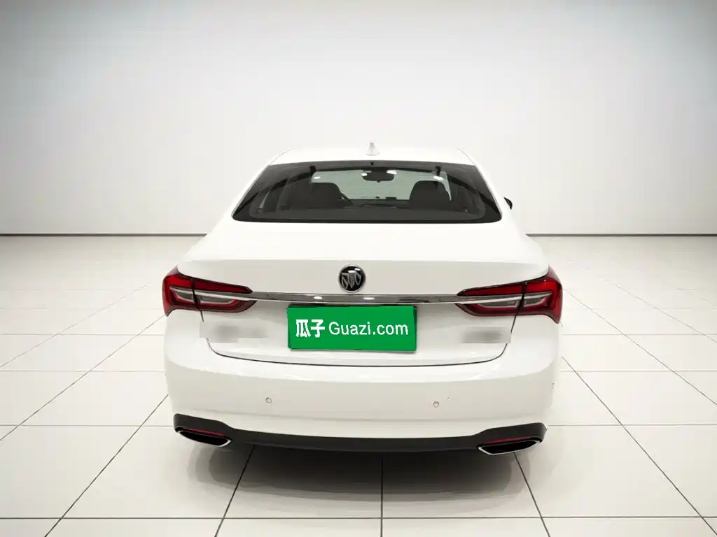 Photo 5 - Buick Verano