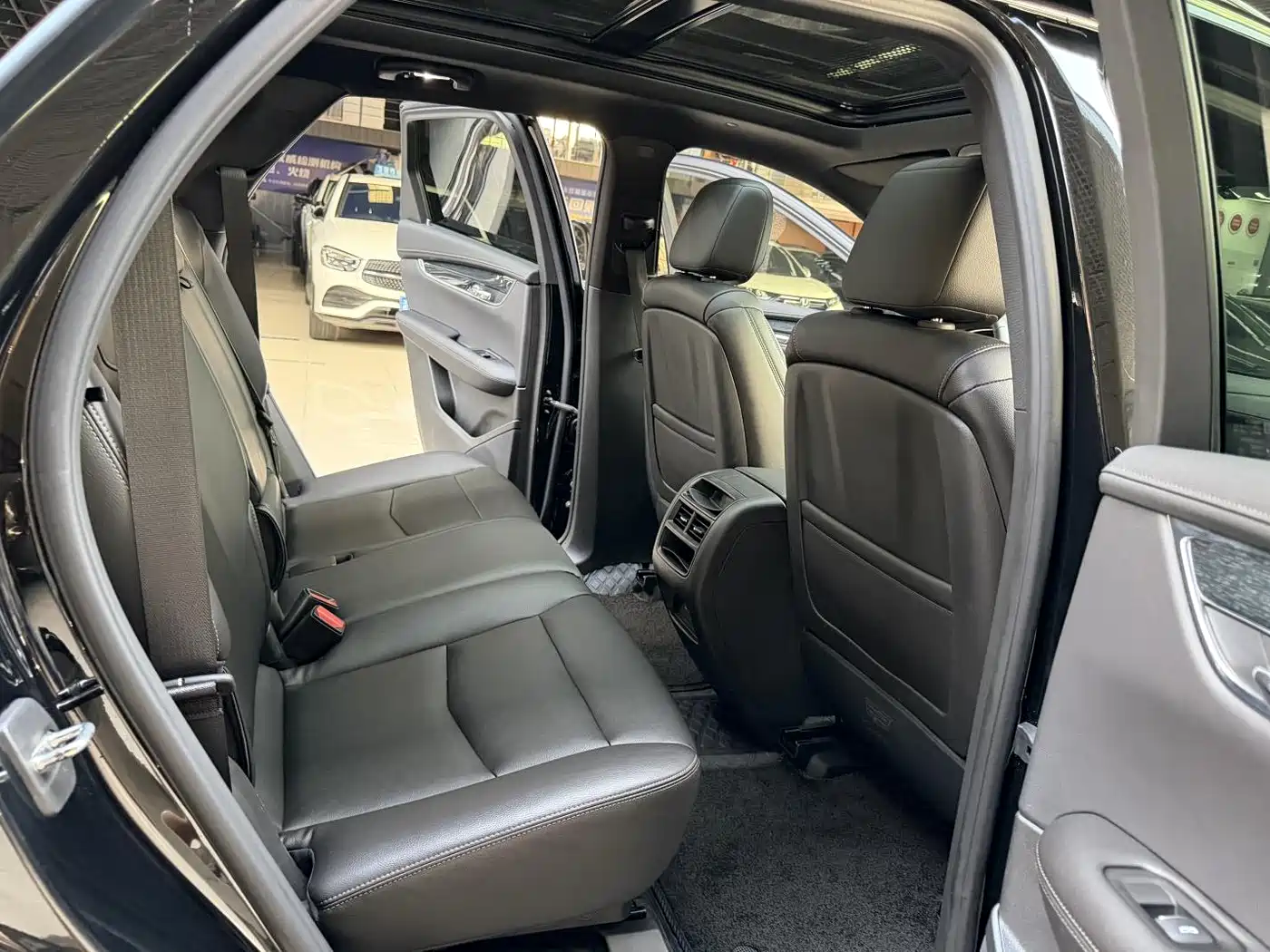 Cadillac XT5 2022 2.0T 2WD Luxury фото 23