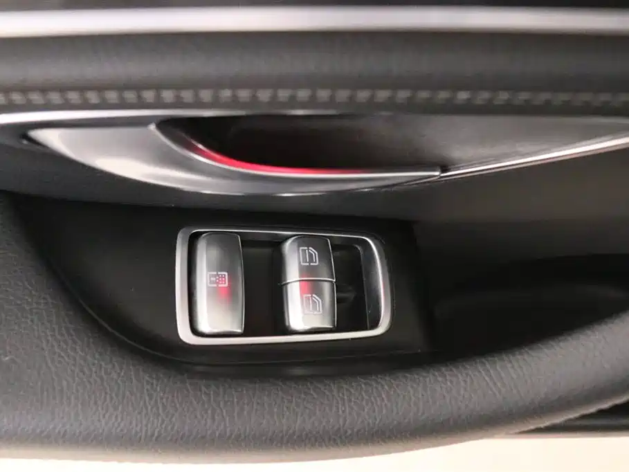 Mercedes-Benz E-Class 2019 E 300 L Sport Fashion фото 18