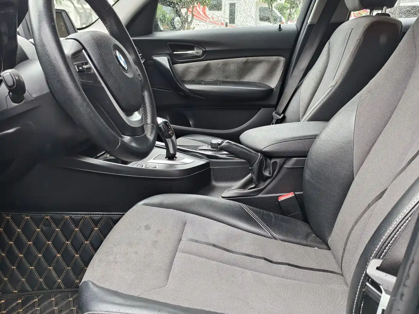 BMW 1 Series (Import) 2013 Facelift 116i Urban Model фото 7