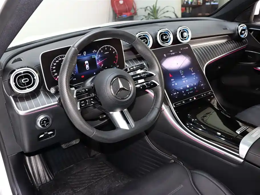 Mercedes-Benz C-Class 2024 Facelift C 260 L Sport фото 9
