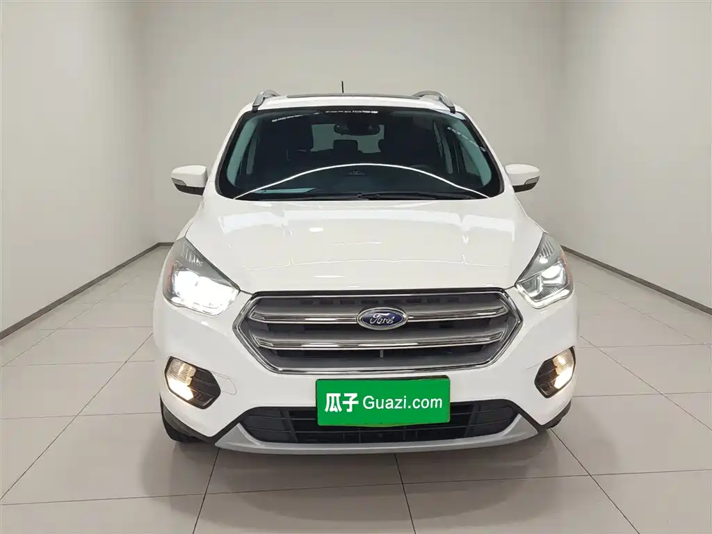 Photo 3 - Ford Kuga