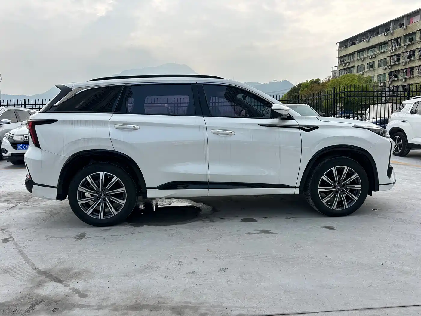 CHANG'AN CS75PLUS
