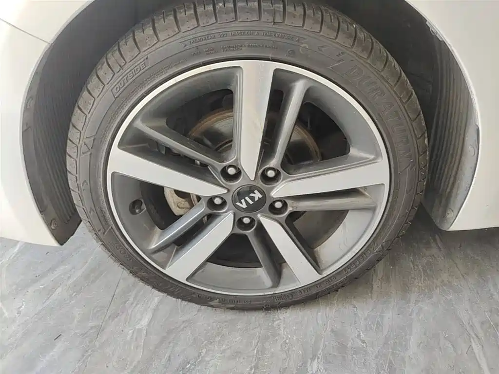 Kia K3 2017 1.6L Automatic 15th Anniversary Special GLS фото 23