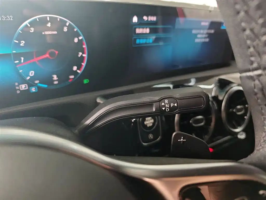 Mercedes-Benz A-Class 2020 Facelift A 200 L Sport Sedan Dynamic фото 6