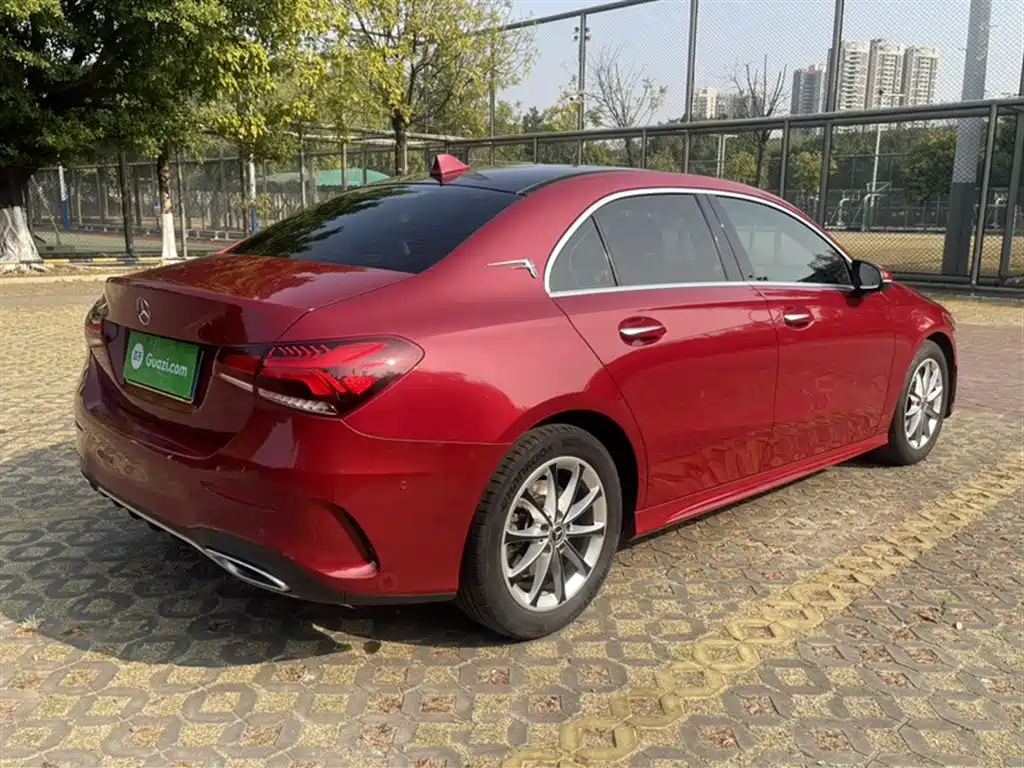 Mercedes-Benz A-Class 2020 Facelift A 200 L Sport Sedan Dynamic фото 20