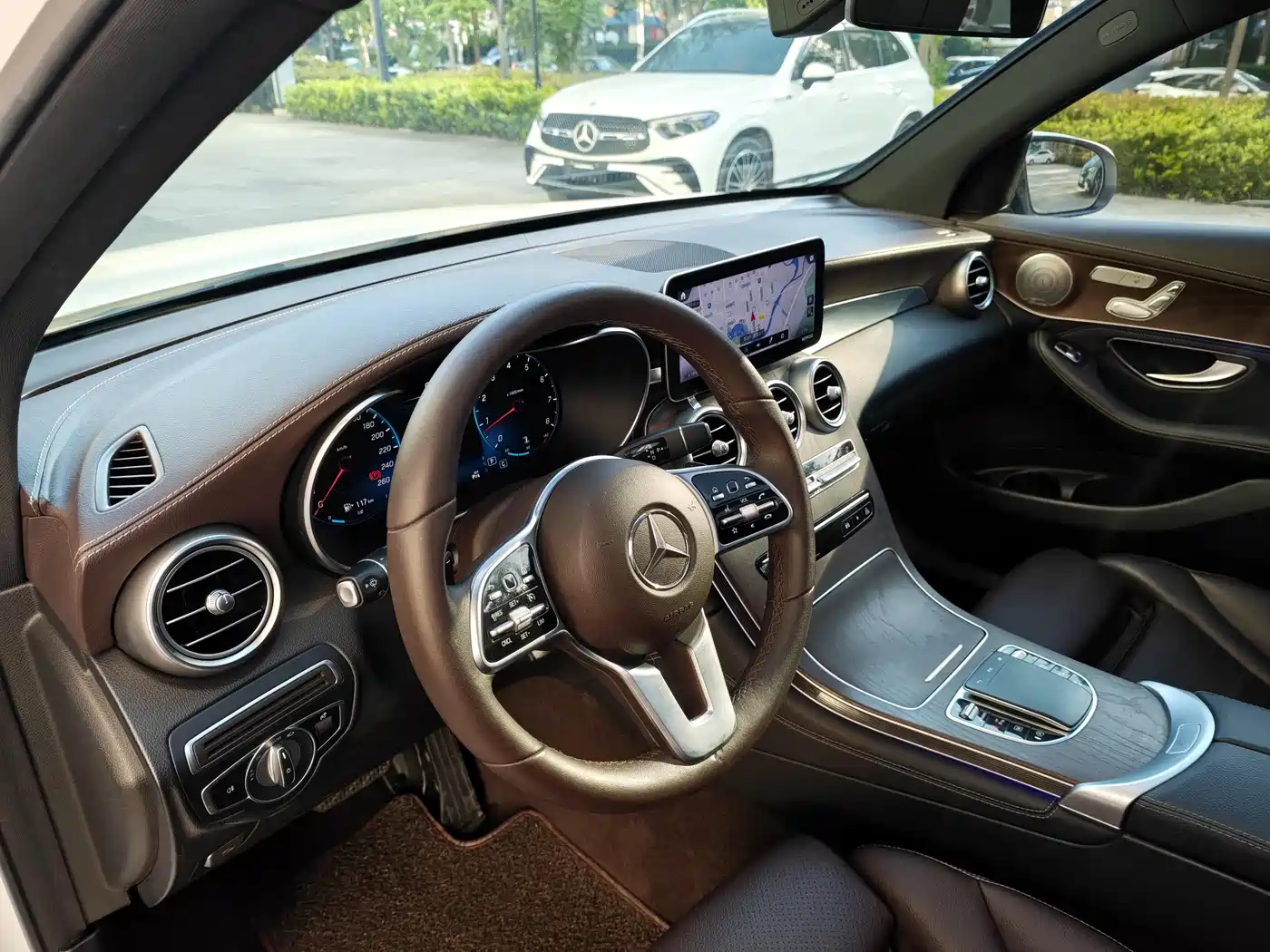 Mercedes-Benz GLC 2020 GLC 260 L 4MATIC Luxury фото 22