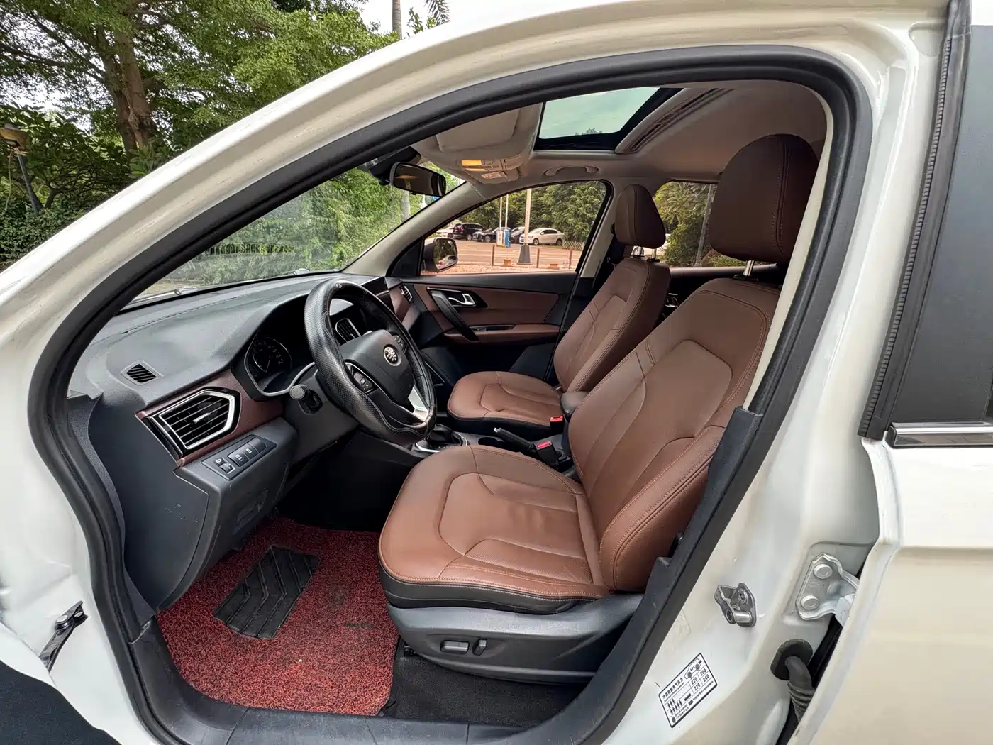 FAW Senya R7 2017 2016 Model 1.6L Automatic Premium