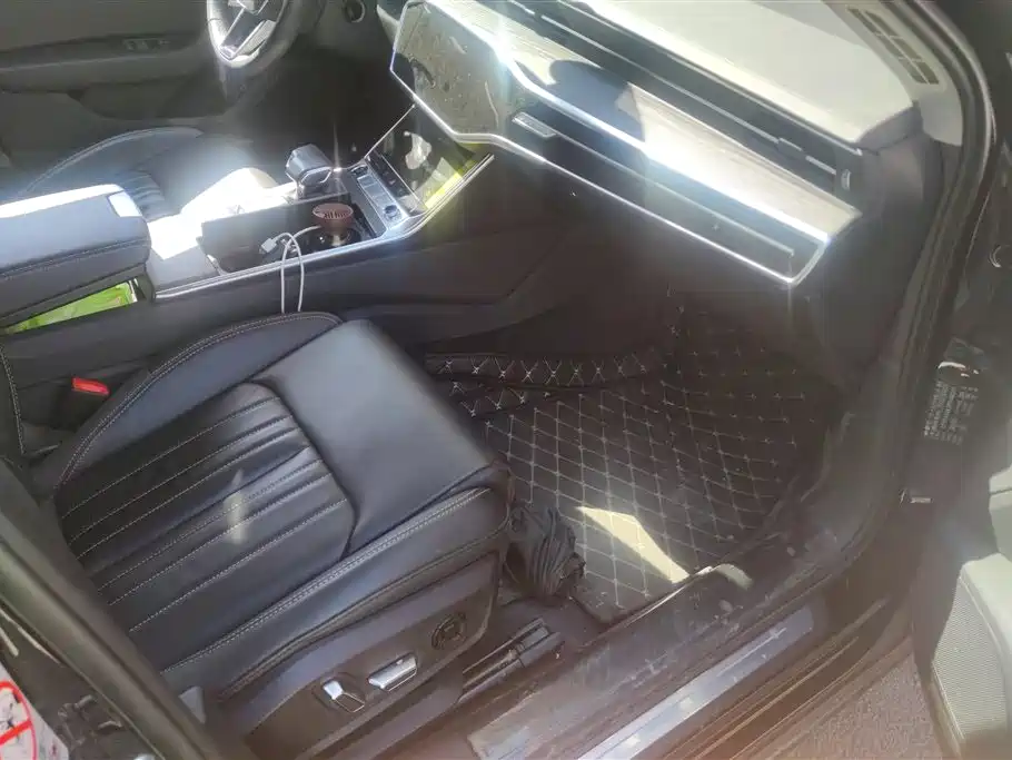 Audi A6L 2023 Facelift 45 TFSI quattro Premium Elegance фото 8