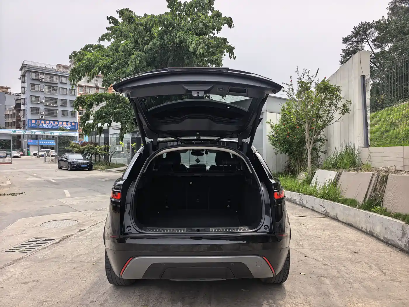 Land Rover Range Rover Velar 2017 P250 S фото 8