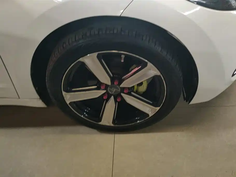 Hyundai Elantra 2019 1.5L CVT Smart Elite фото 6