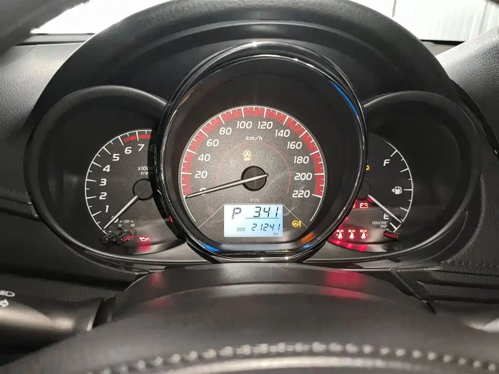 Toyota Vios FS 2021 1.5L CVT Fengchi Edition фото 12