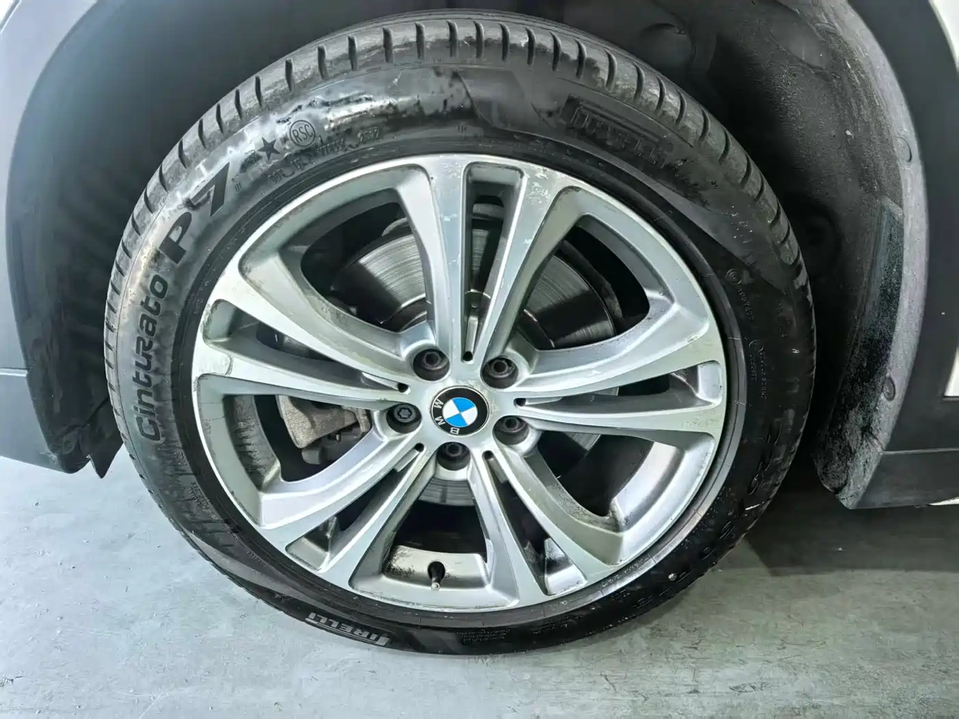 BMW X1 2018 xDrive20Li Premium Model фото 4