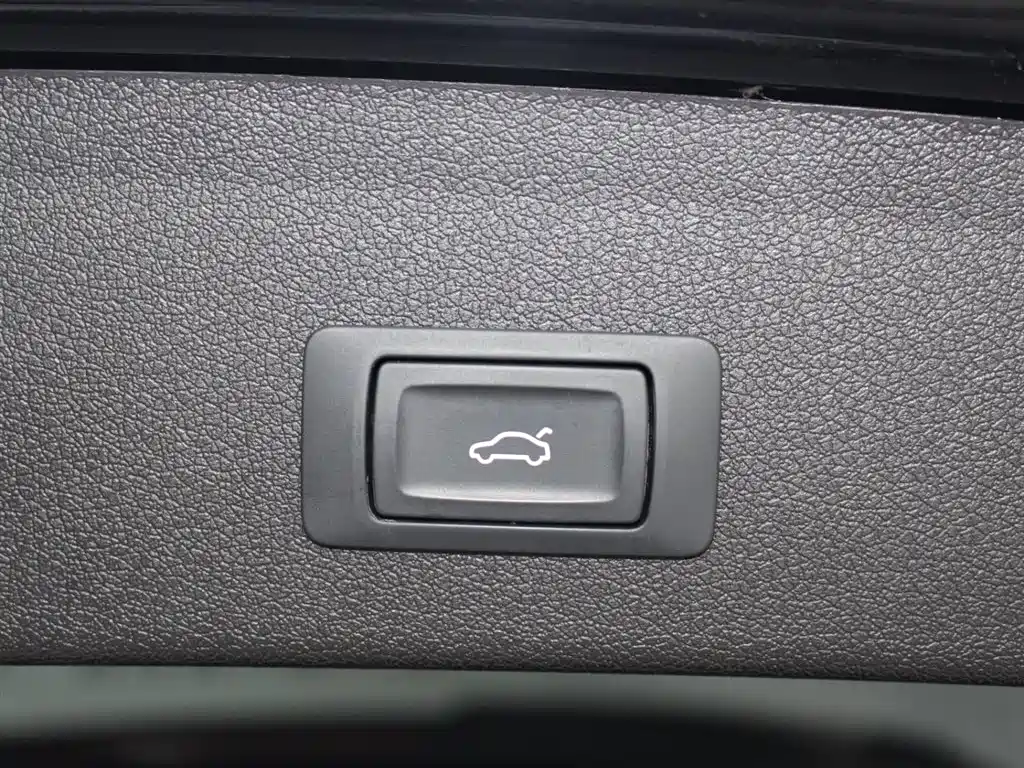 Audi Q5 (Import) 2013 45 TFSI quattro Sport фото 17