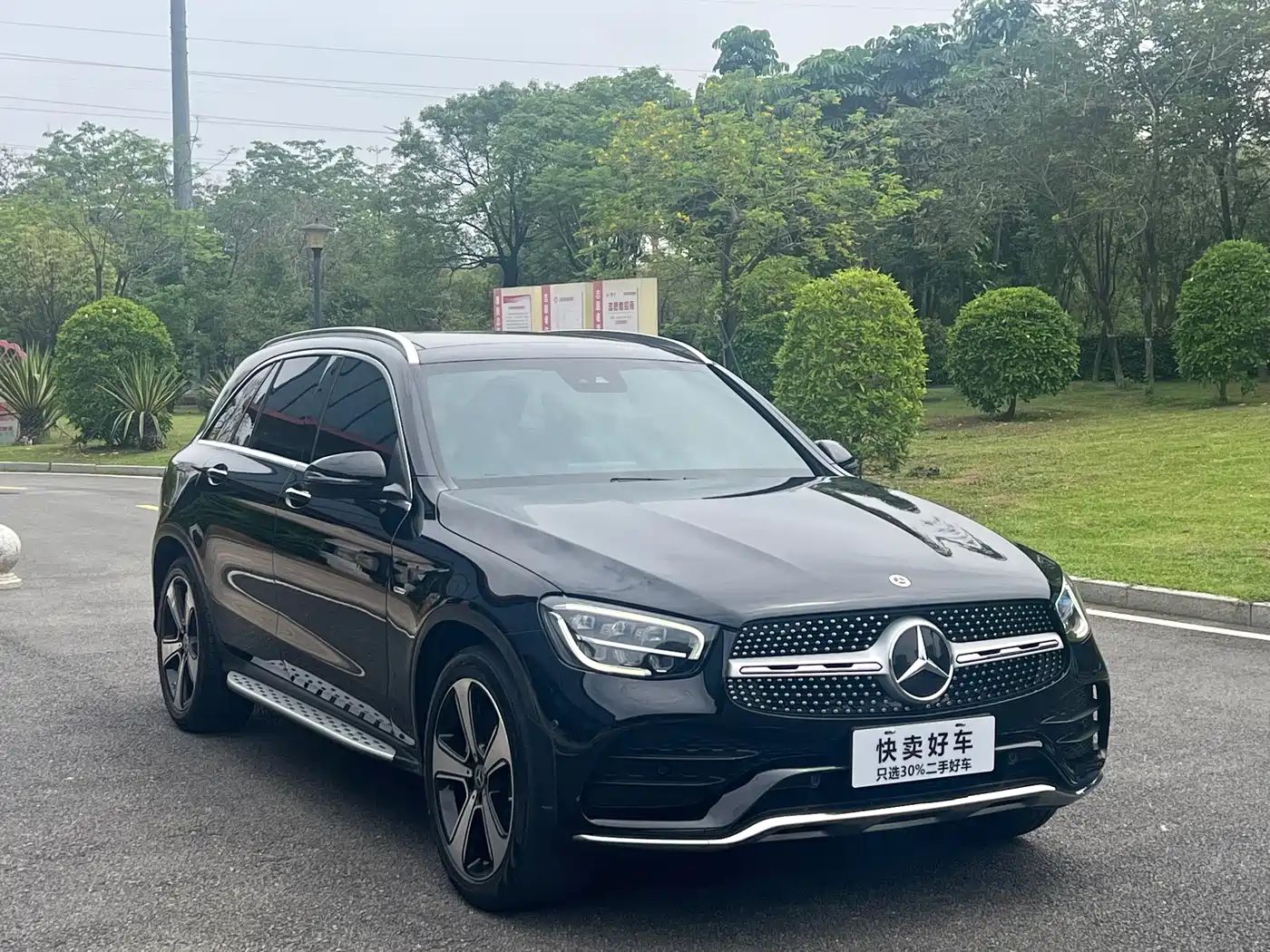 Mercedes-Benz GLC 2022 Facelift GLC 300 L 4MATIC Dynamic Collector's Edition фото 2