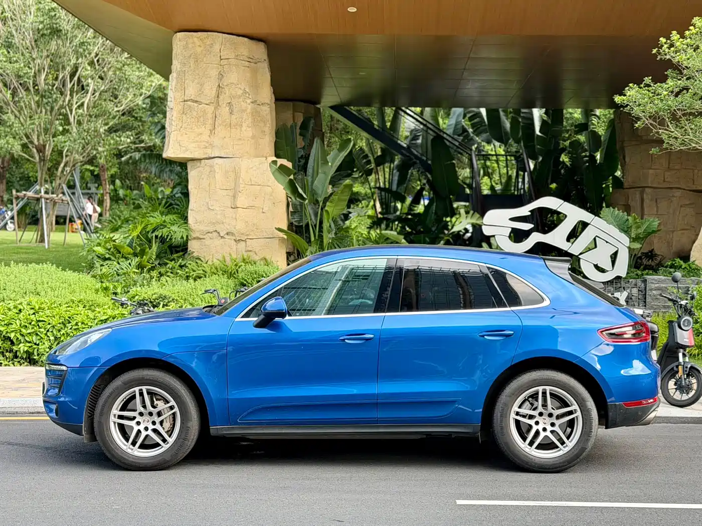 Porsche Macan 2016 Macan S 3.0T фото 17