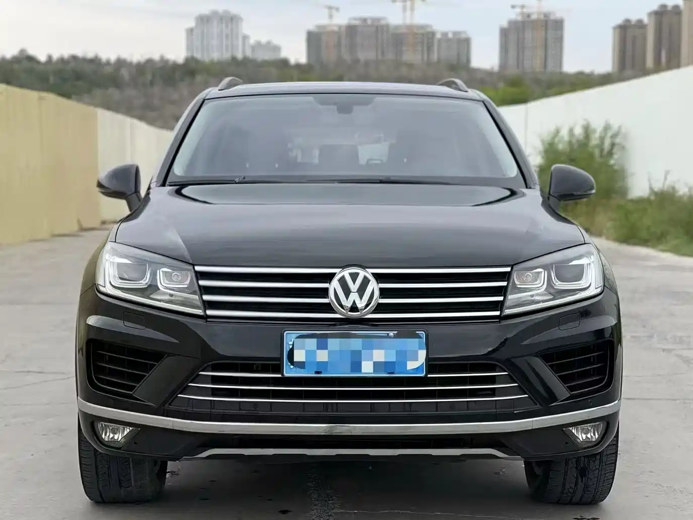 Volkswagen Touareg 2017 3.0TSI Explorer Edition фото 2