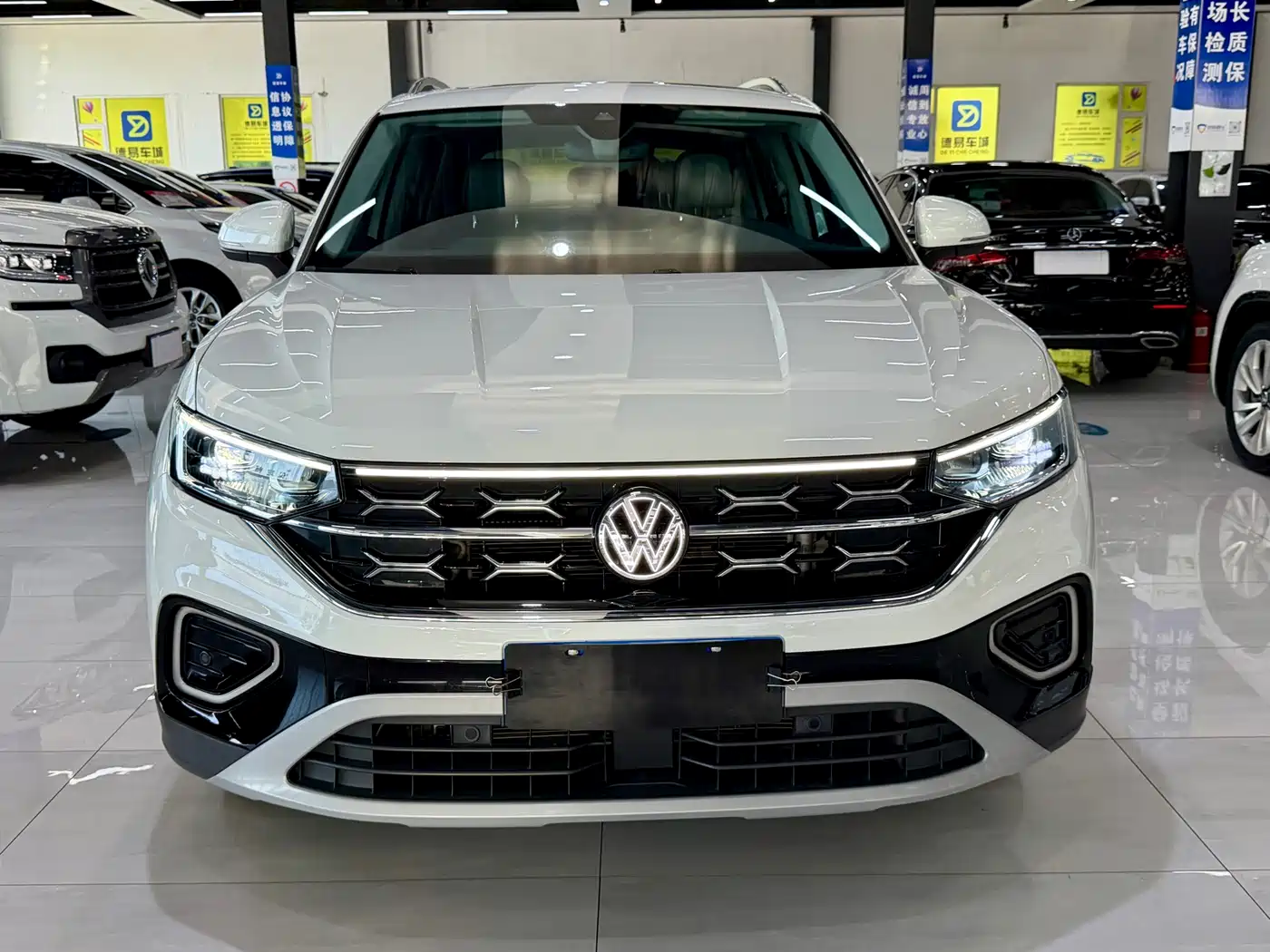 Volkswagen Tayron 2023 280TSI 2WD Luxury Plus Advanced Edition фото 2