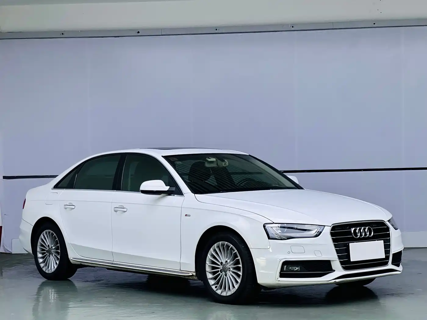 Audi A4L 2016 35 TFSI Collector's Edition S line Comfort фото 3