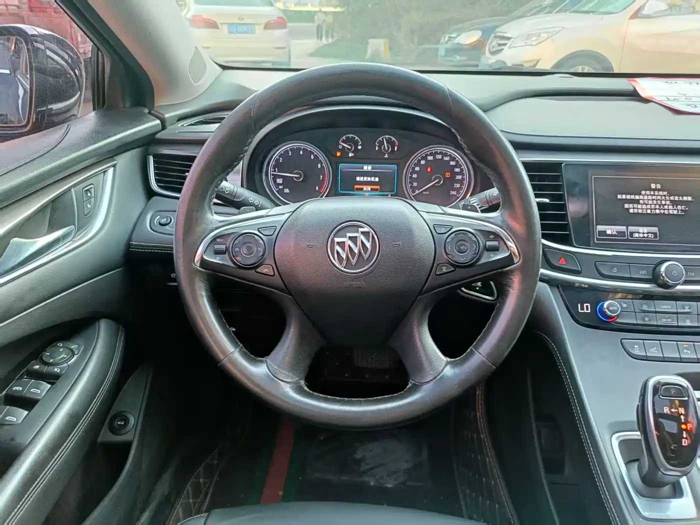 Buick LaCrosse 2016 Facelift 28T Elite фото 6