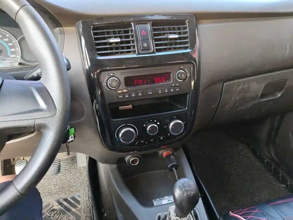 Wuling Motors Wuling Rongguang V 2018 2018 1.5L Standard