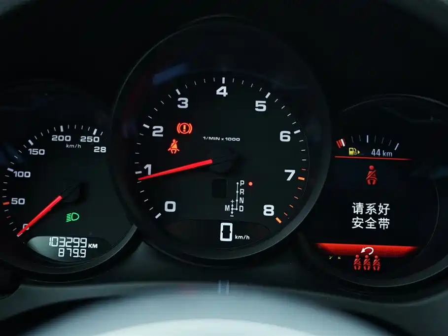 Porsche Macan 2020 Macan 2.0T фото 20